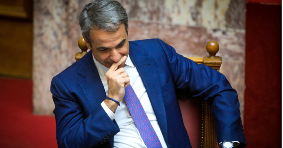 Ειρωνείες Μητσοτάκη στην αντιπολίτευση αντί να απαντήσει για τα σκάνδαλα
